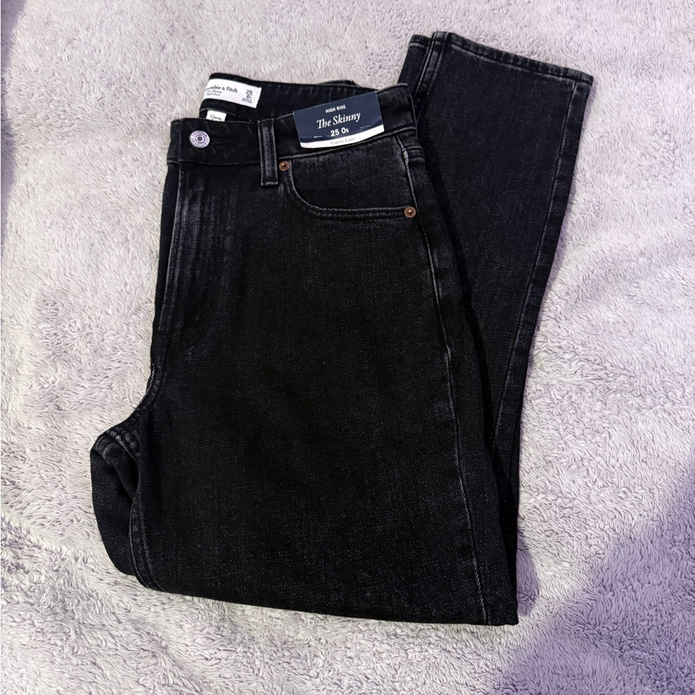 Abercrombie & Fitch Curve Love High Rise Skinny Jean